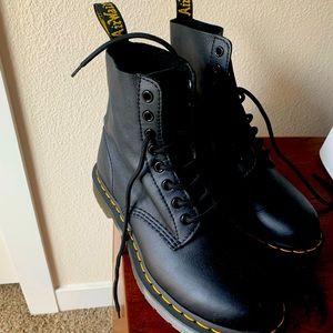 Dr. Martens 1460 Pascal Boot Size 8